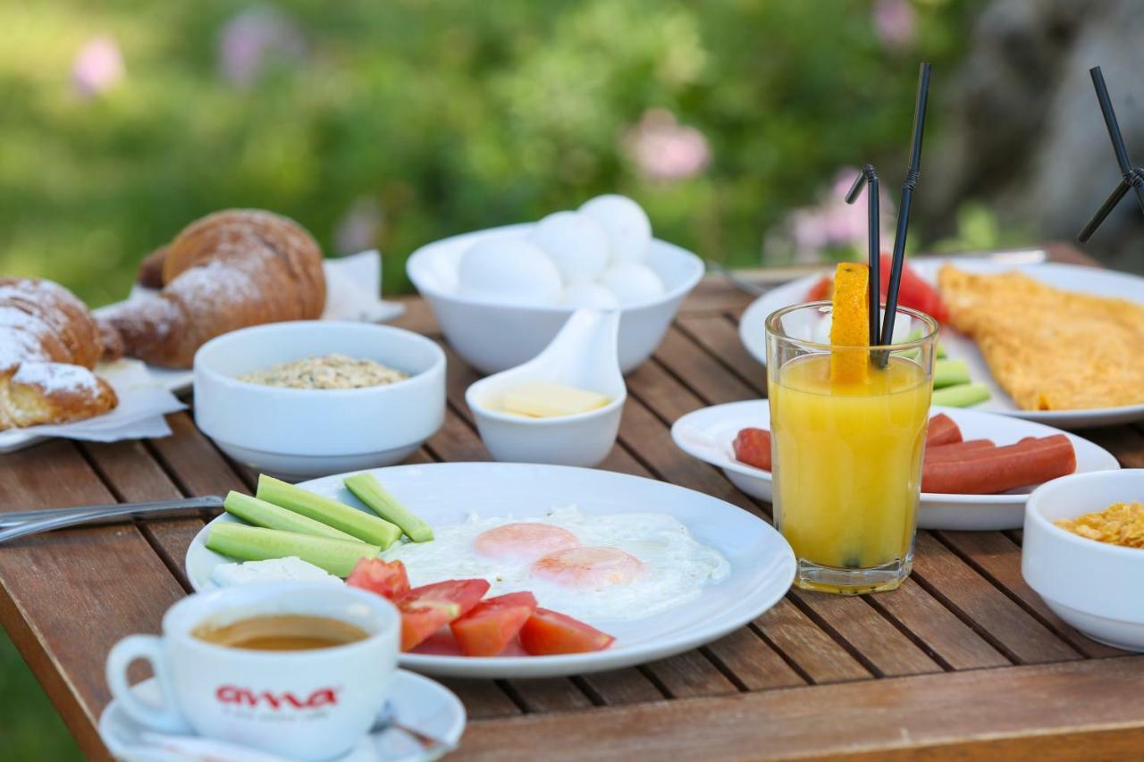 Hotel Jon Dhërmi Zewnętrze zdjęcie